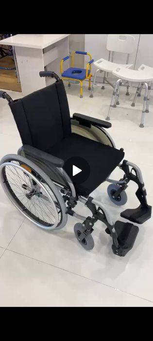 Инвалидная коляска