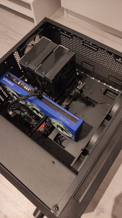 Desktop Ryzen 9 5900X 4.9ghz, 32gb ram 3600mhz, Intel ARC 12gb gddr6