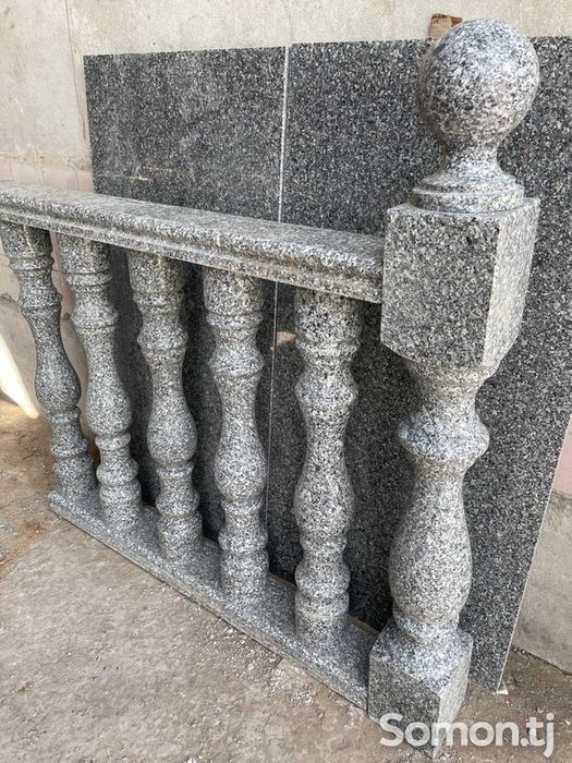 Гранитные балясины, гранит в Астане