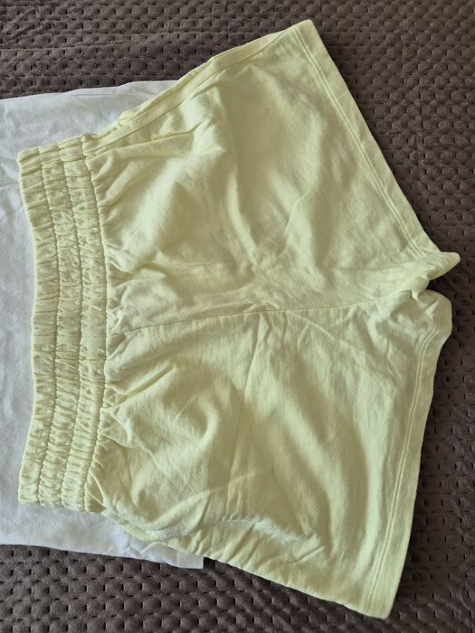 Оригинално екипче Adidas в XS размер