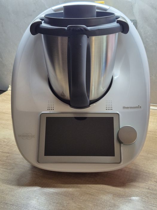 Продам Thermomix TM6