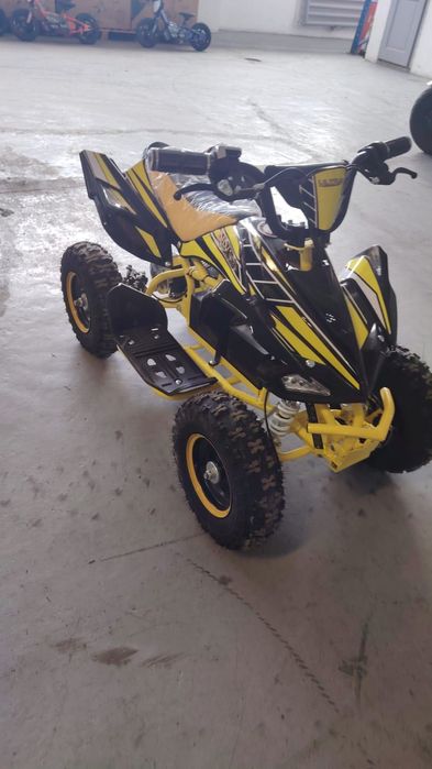 Atv 800 W 36 volți Nou cu garanție pentru copii 3-9 ani