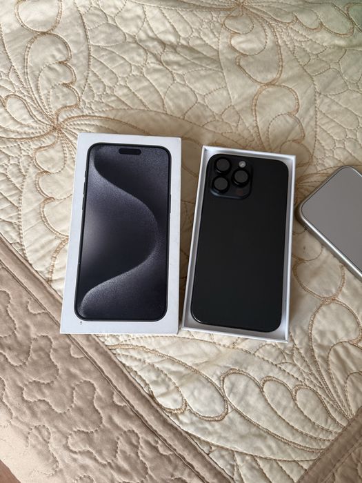 Vând iPhone 15 Pro Max varianta 25 6 de giga