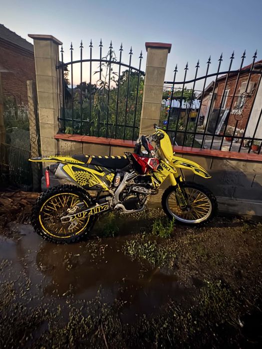 Продавам Suzuki RMZ 450