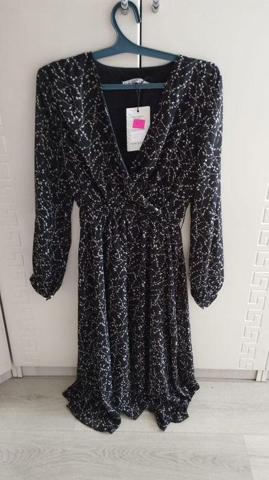 Продам новое женское платье 42-44-46