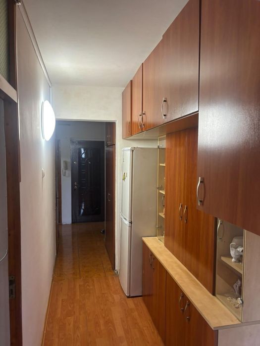 Apartament 3 camere de vânzare