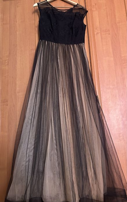 Продам платье на выпускной вечер