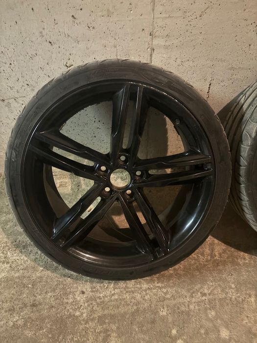 Джанти с гуми от Ауди