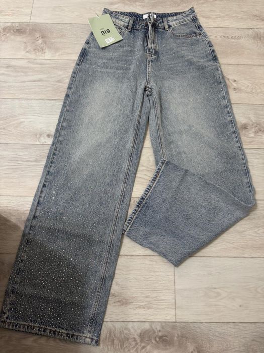 Продается джинсы denim