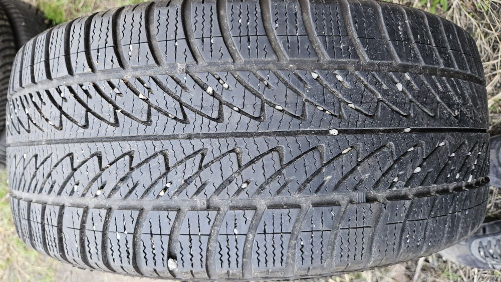 2бр гуми 225 45 17 дот 22 гуд йър good year