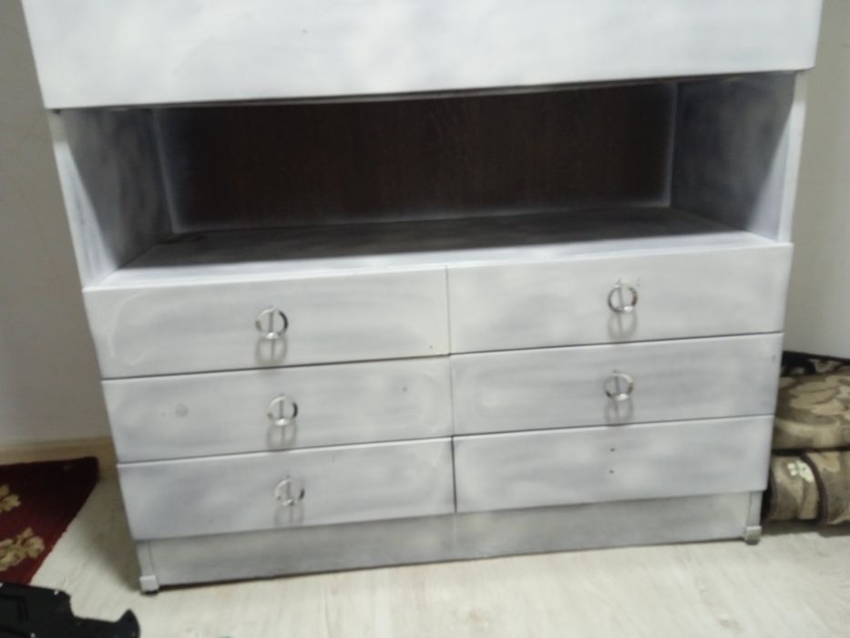 Продается сервант