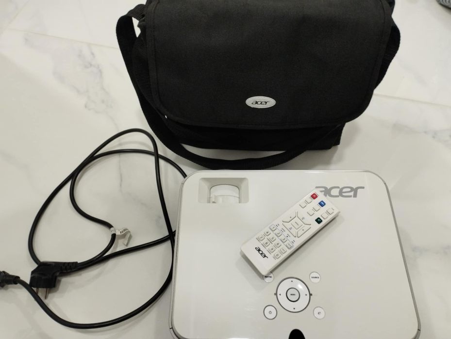 Проектор Acer H7532BD  Full HD