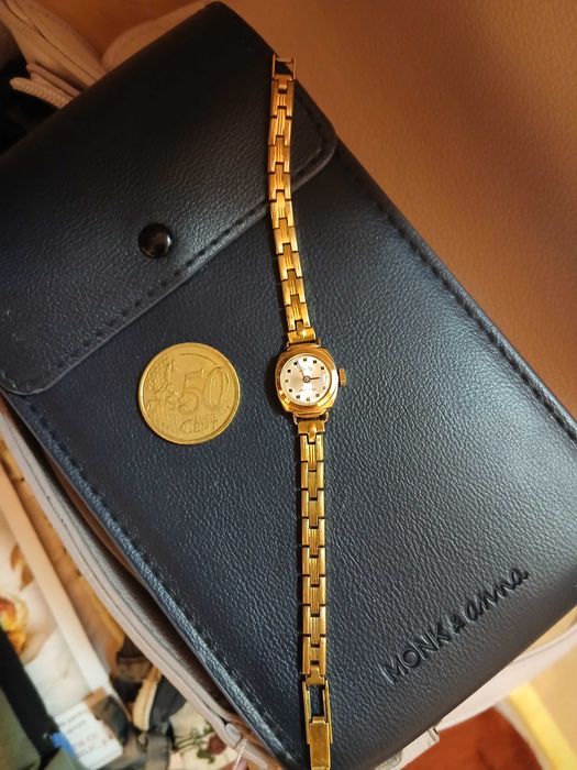 ceas mecanic de colectie foarte mic