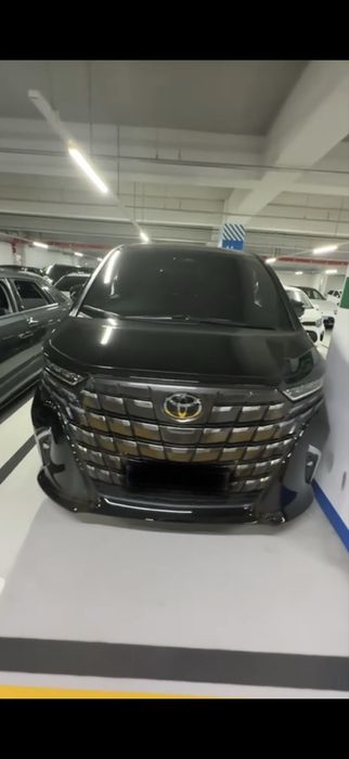 Toyota Alphard…..