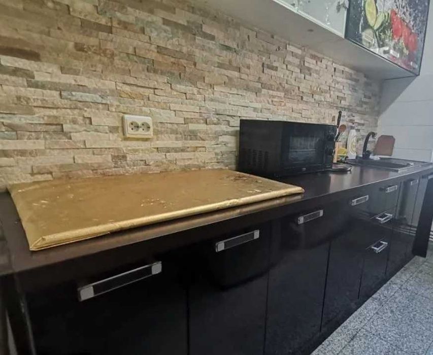 Дава се под наем Тристаен апартамент в Пловдив, Каменица 1 - 84 кв.м за 188.7 € - Снимка #2