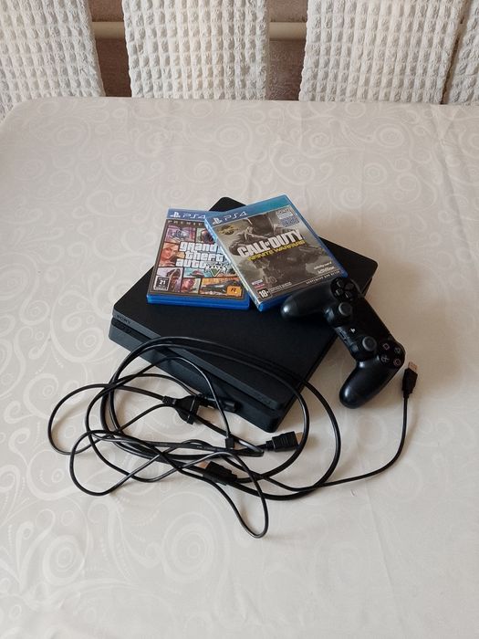Ps4 slim 1T продам