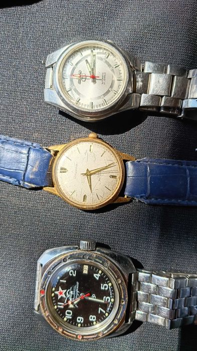 lot 3 ceasuri mecanice si automatice Dugena Seiko si Wostok comander