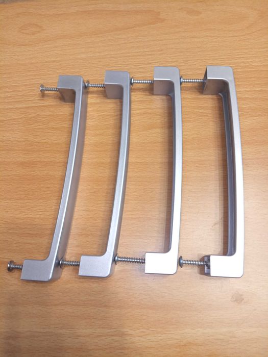 Продам мебельные ручки 4 шт.