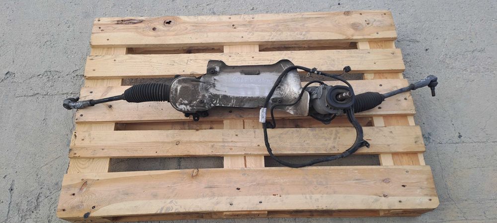 Кормилна рейка Golf 6