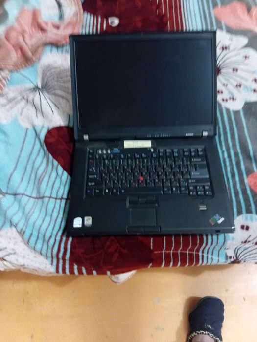 Ноу буки рабочие,ленова дёшево