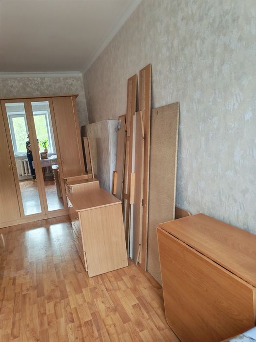Спальный гарнитур