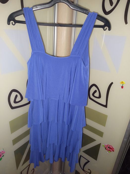 Платье женское продам