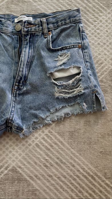 Къси дънкови панталони