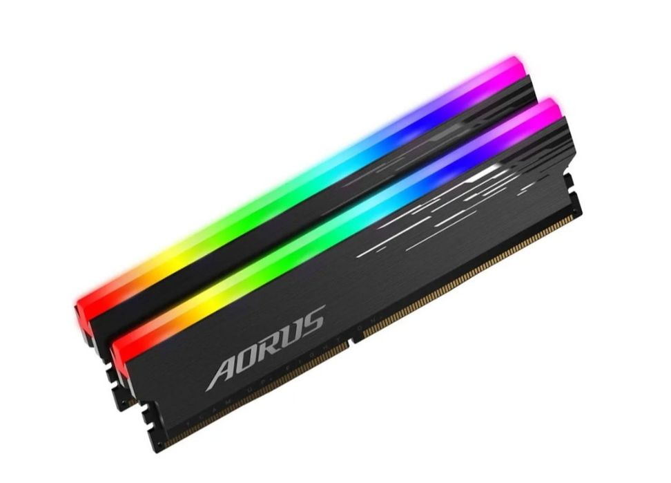 16 GB (2x8) Memorie RAM PC Gigabyte AORUS RGB DDR4 3333MHz CL18
