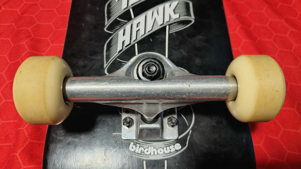 Skateboard Birdhouse Stage 1 Crest Black 8" – aproape nou