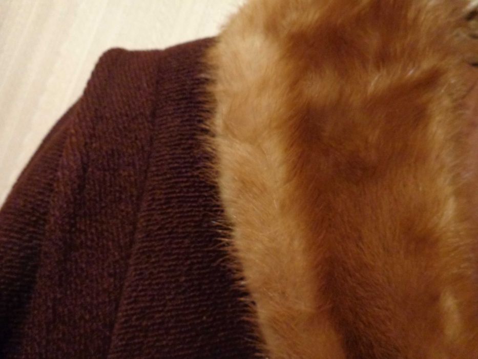 Воротник из норки на пальто. Производство Л