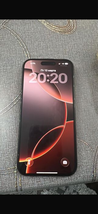 Айфон 16 про срочно продам 256 гб