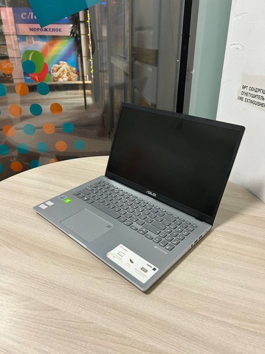 Asus i5-1035 озу8