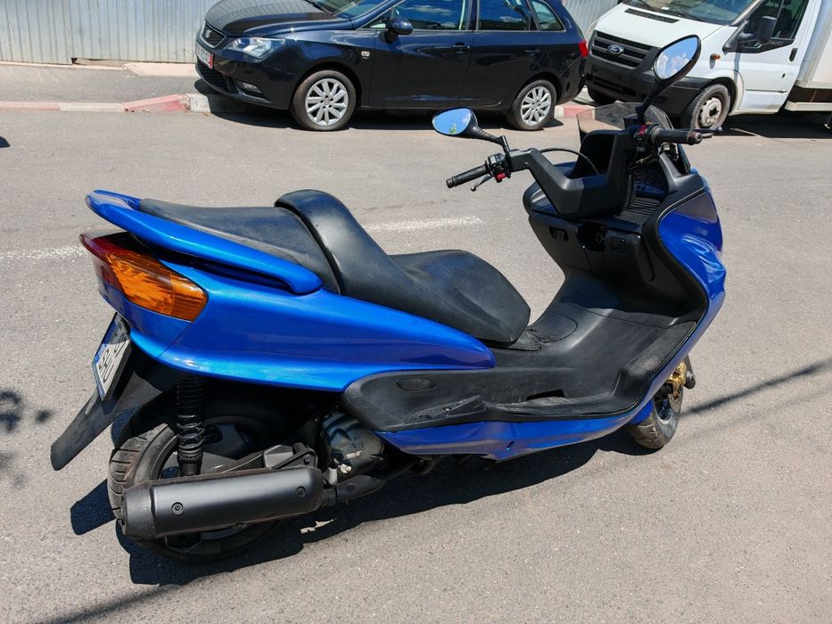 YAMAHA Majesty 250.