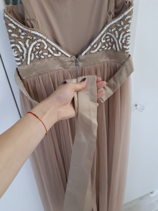 Бутикова рокля