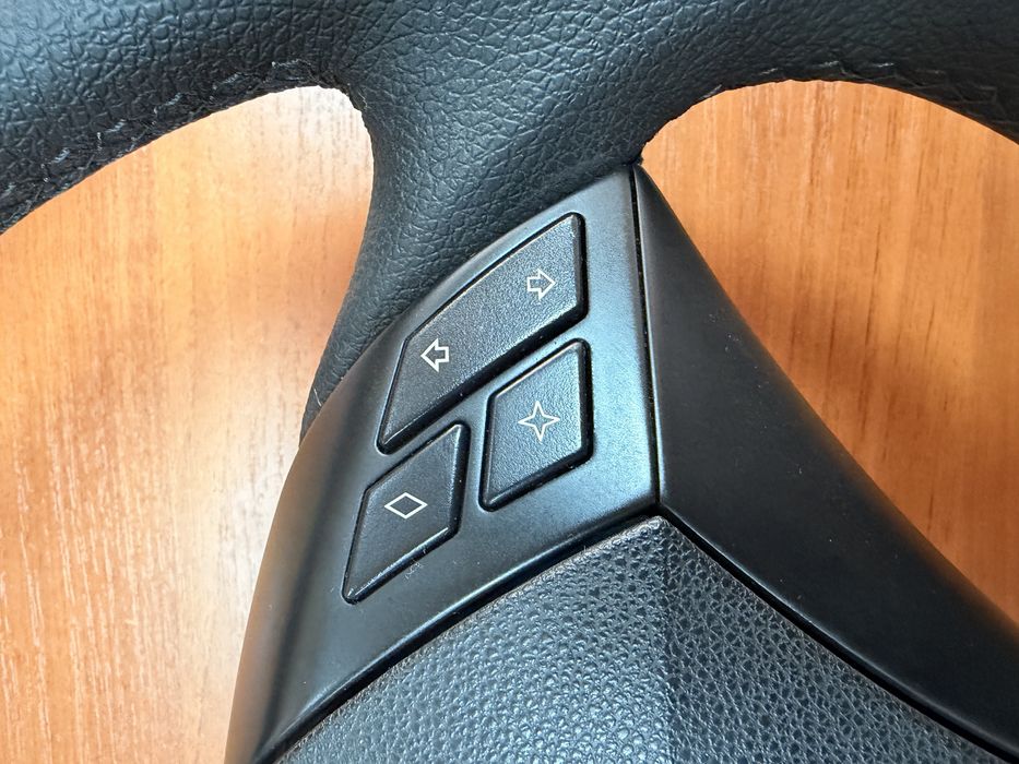 Продам руль BMW E60 2006г.в. Рест.