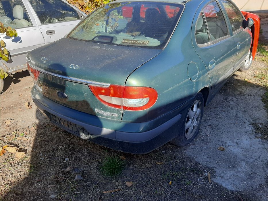 Dezmembrez piese VW golf 3, Renault megane,Hyundai Santa fe 4x4 2000 c