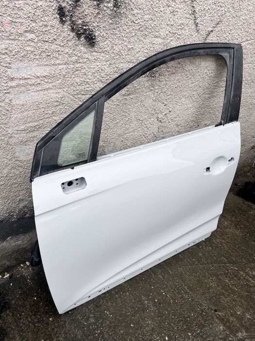 Usa stanga fata renault clio 5 v 2019-2025