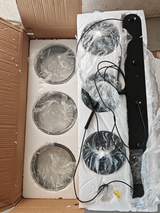 Черна висяща лампа с 3 кристални глави и LED 3000-6000К дистанционно