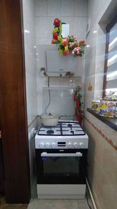 Аренда 4-х комн квартиры ЮА-6 квартал