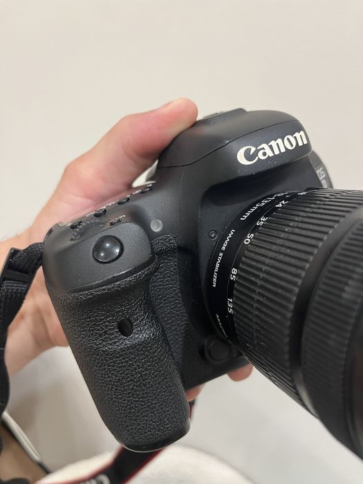 Canon 7d Mark II + 18-135stm