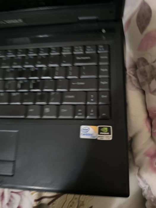 Laptop  founder model rar impecabil