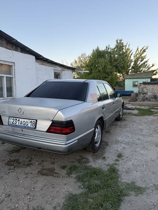 Продам Мерседес 124