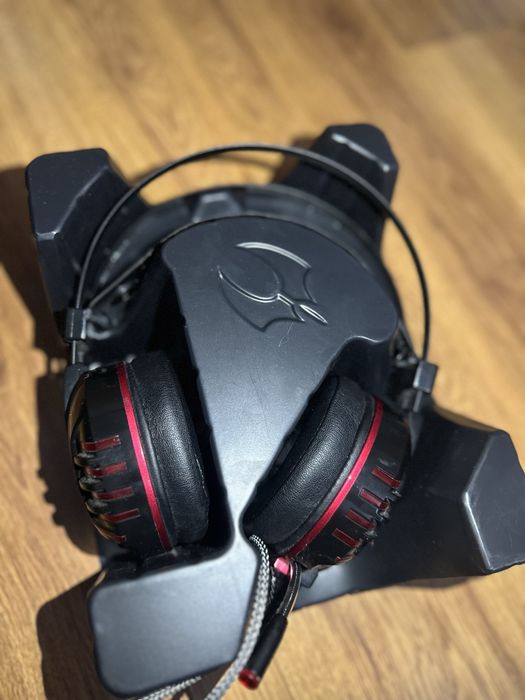 Продаю наушники Bloody M615