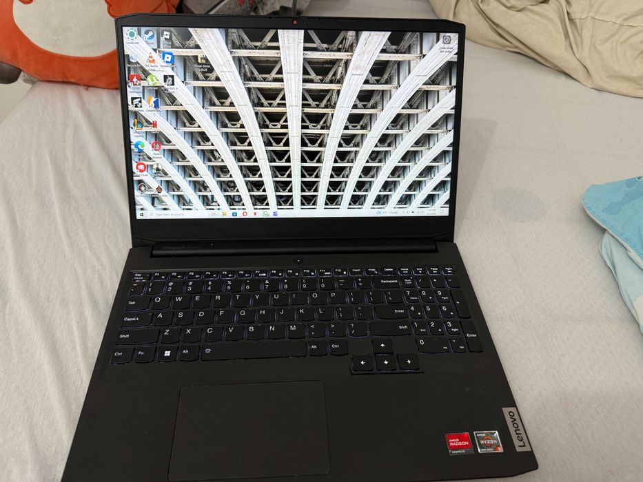 laptop  Lenovo gaming
