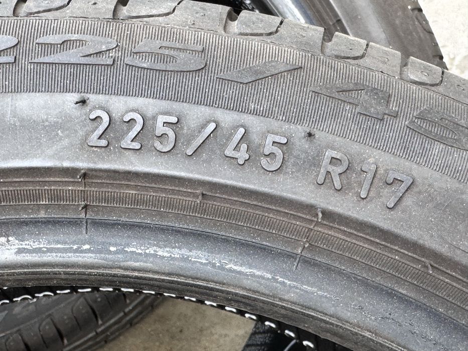 225/45/R17 Pirelli CintoratoP7 4бр летни Run Flat dot1321