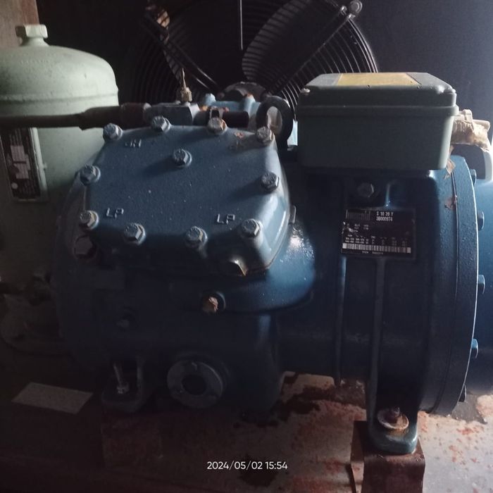 Продам холодильник