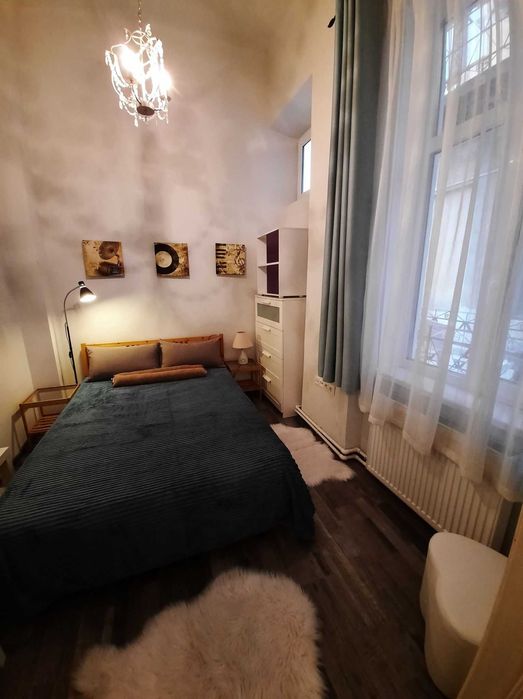 Inchiriez apartament 2 camere pietonala V.Alecsandri