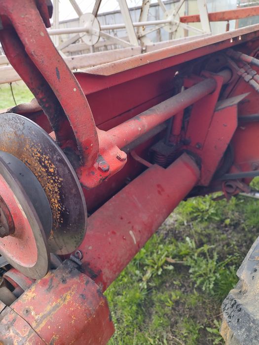 Masa combina International 531