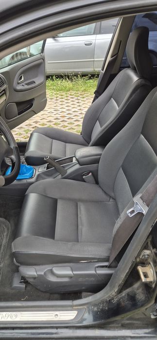 Volvo V 40 benzina 2.0Turbo 200 cp