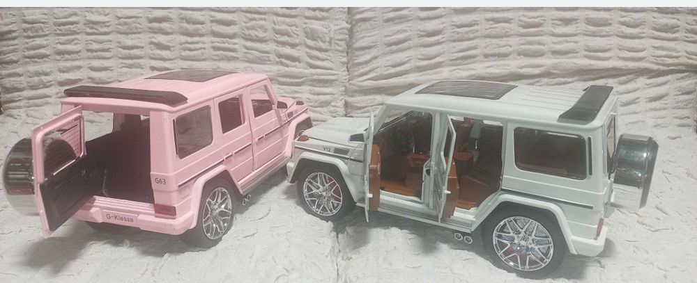 Метални колички мащаб 1:24